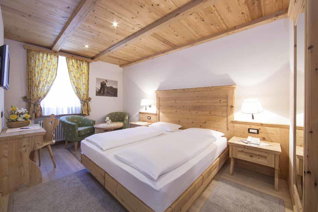 Hotel Corona Krone Selva di Val Gardena Quarto foto